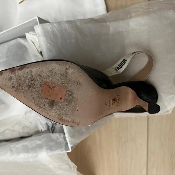 Dior Black Patent Leather Pointed Slingback Pumps with J'Adior Ribbon - Picture 5 of 7